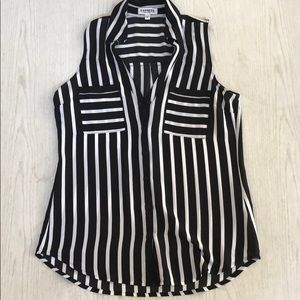NWOT Express Sleeve-less Portofino Top